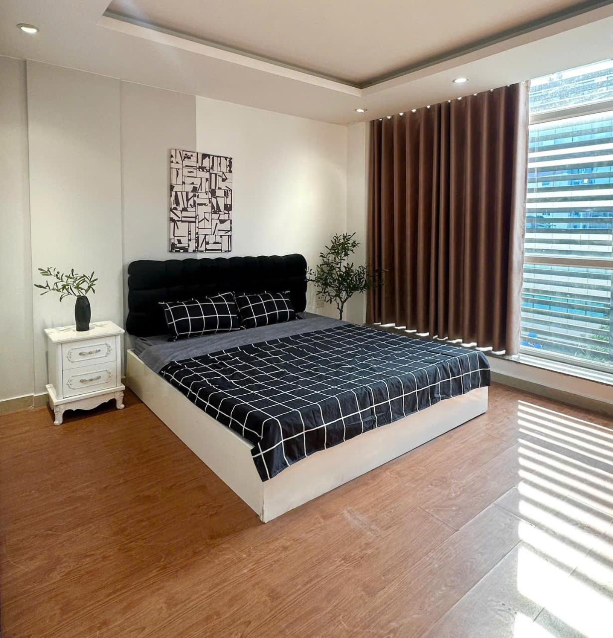 Luxe Paradise Residence 51 Ton Duc Thang Hanoi Exterior foto